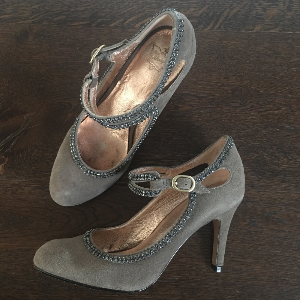 Miss Albright Diya Gray Suede Studded High Heels